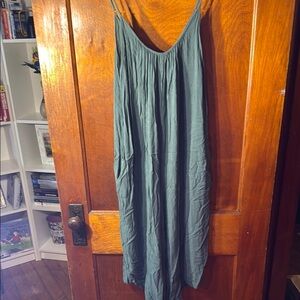 Flowy Green Sleeveless Dress